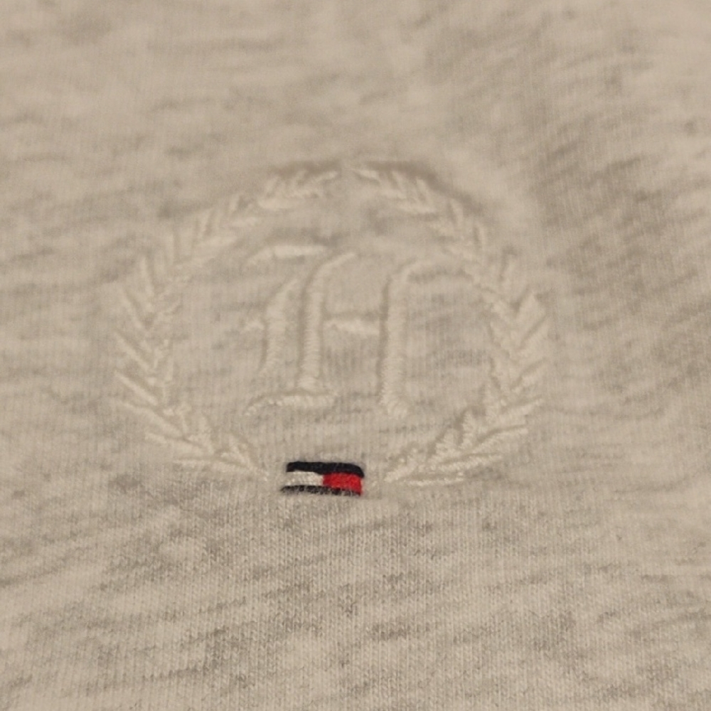 Tommy Hilfiger Men's Light Gray T Shirt Xl